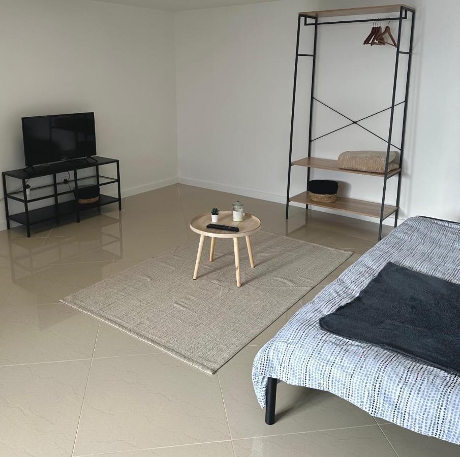 Petite Maison Studio Tout Confort Cosy Givors Autoroute Et Gare Apartment Екстериор снимка