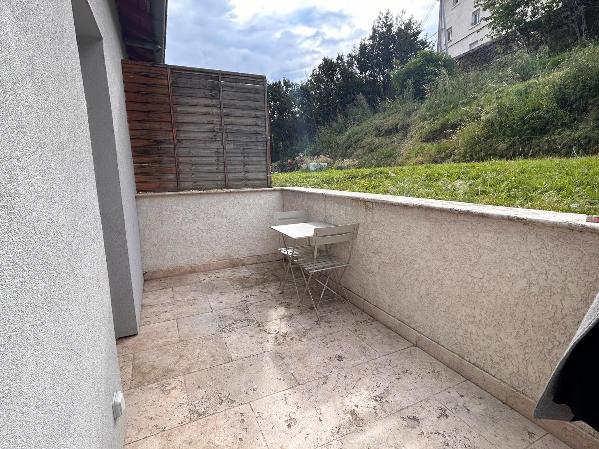 Petite Maison Studio Tout Confort Cosy Givors Autoroute Et Gare Apartment Екстериор снимка